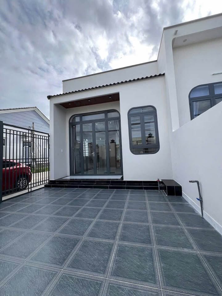 Nhà mới hoàn thiện 156m² tại Thanh Điền, giá 1.05 tỷ - Sẵn sàng vào ở!