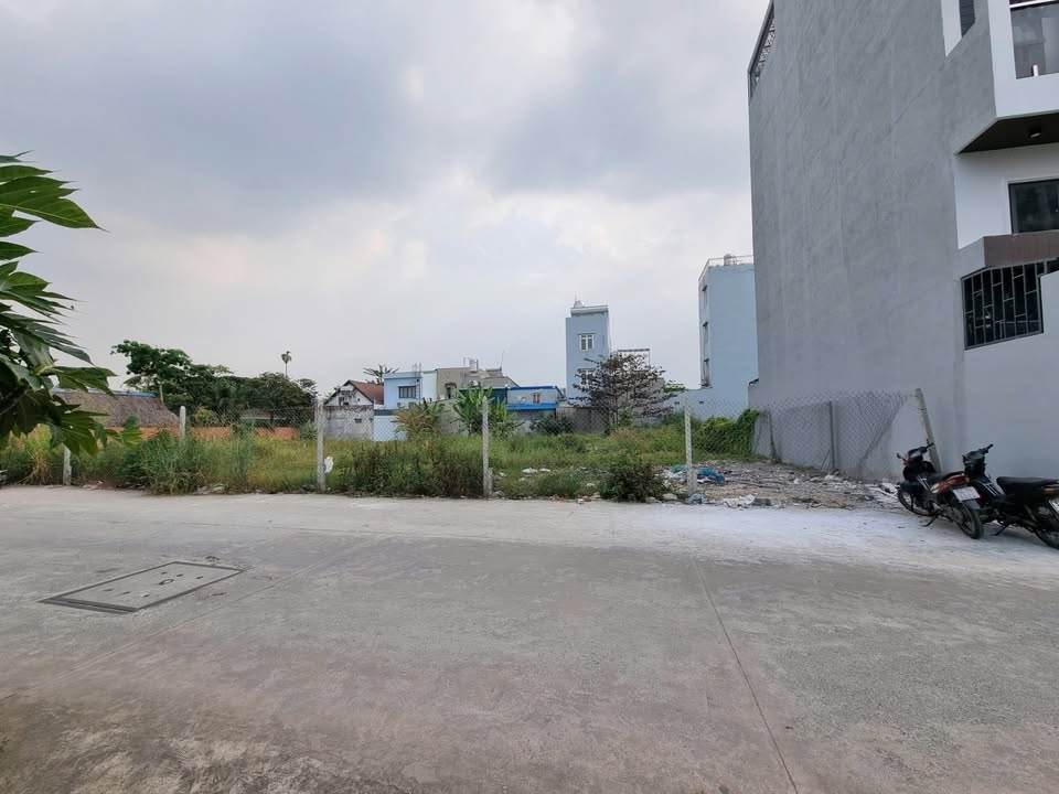 Đất mặt tiền Thạnh Lộc 39, Quận 12, 93m² giá 5.45 tỷ - Đầu tư sinh lời ngay!