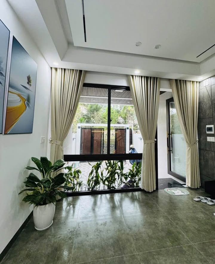 Nhà 2 tầng Thanh Hải, 102m² giá 3.5 tỷ - Thiết kế hiện đại, đầy đủ nội thất!