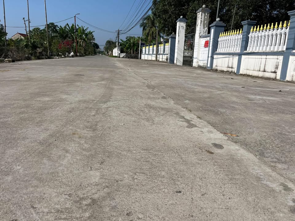 Đất nền Quảng Long 119m² - Đường ô tô tránh, dân cư đông đúc!