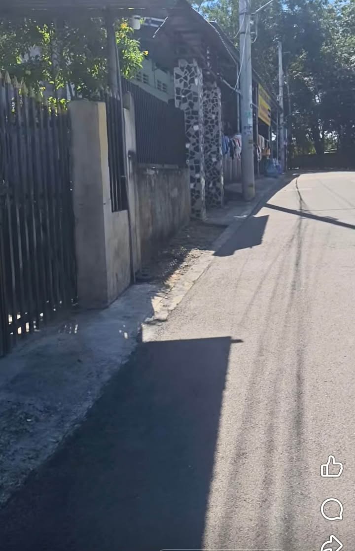 Nhà phố Uyên Hưng Tân Uyên 190m² giá 2.4 tỷ - Thiết kế hiện đại, sẵn sàng ở ngay!