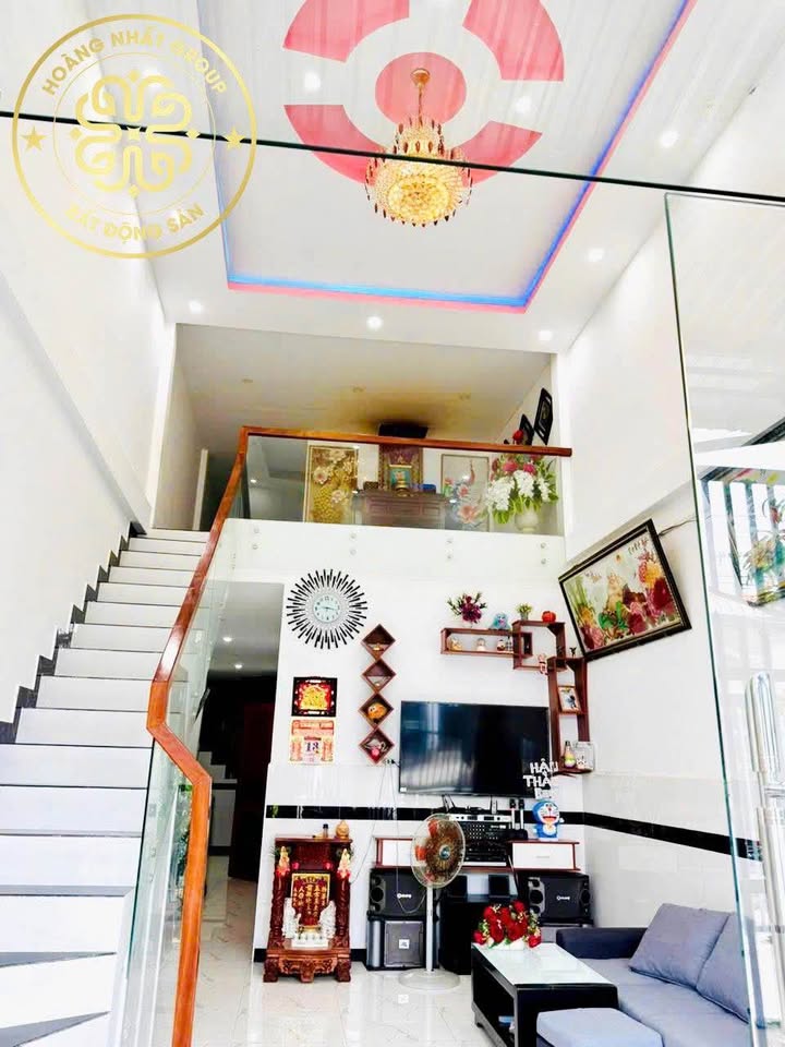 Nhà gác lửng đẹp tại Phường 9, Cà Mau 155m² giá 1.9 tỷ - Tiện ích đầy đủ!