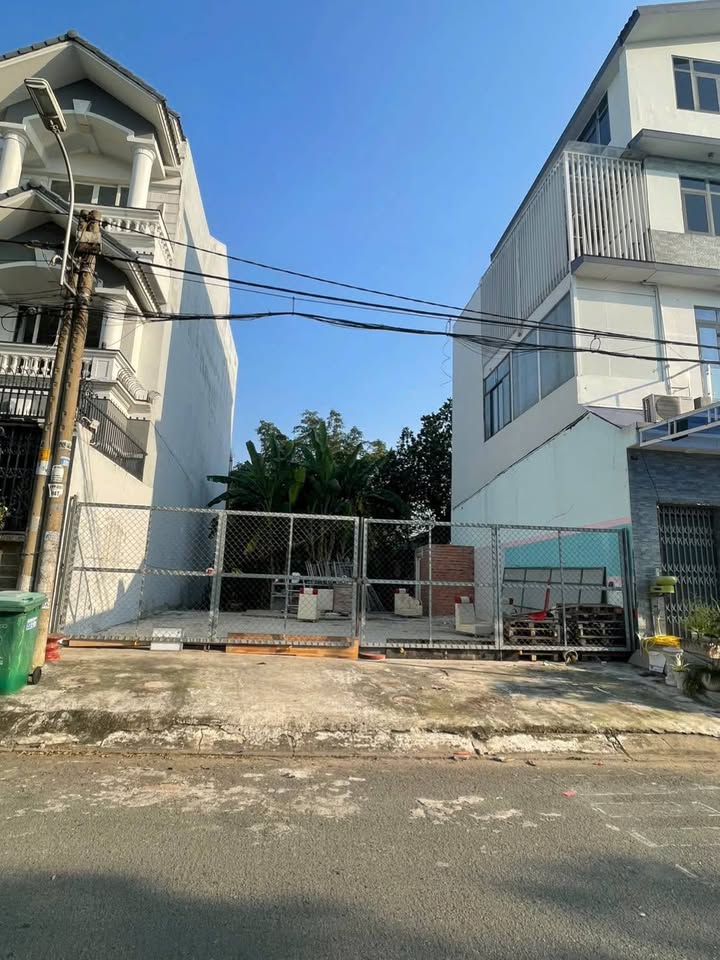 Đất nền Phong Phú - Bình Chánh 175m² giá 13,6 tỷ - Đối diện trường quốc tế Nam Mỹ!