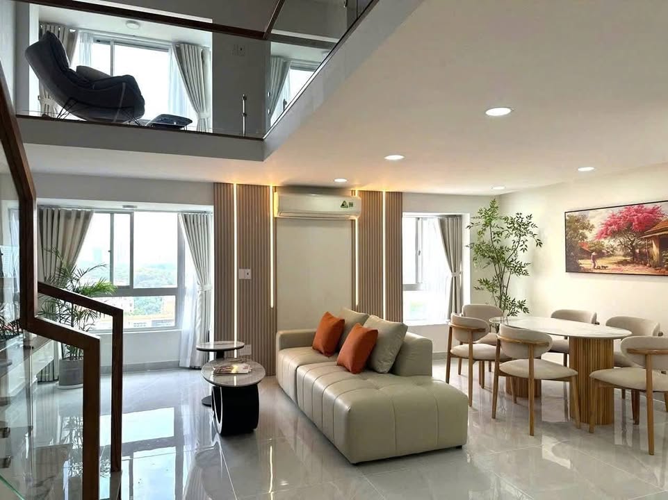 Căn hộ Duplex Sky Garden 1, Phú Mỹ Hưng, 110m² giá 7.9 tỷ - Nội thất cao cấp, view thoáng