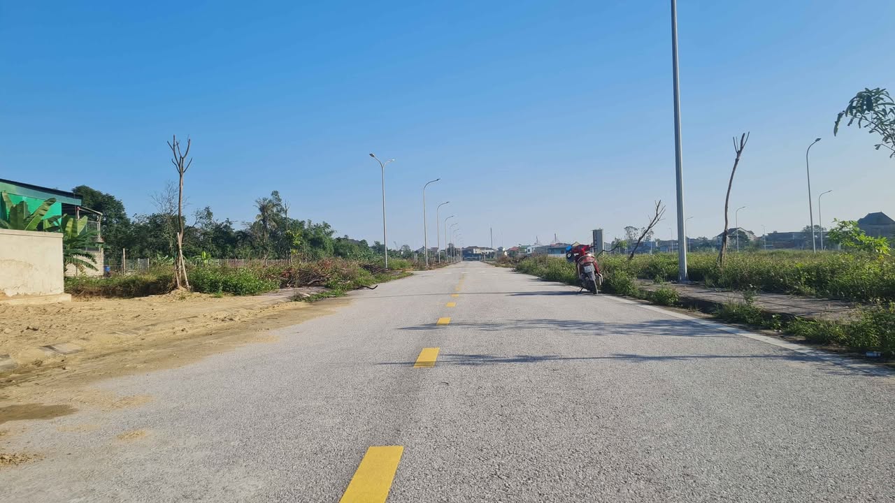 Đất nền Nghi Hòa Vinh 200m² - Giá thỏa thuận, hướng Đông, vị trí đẹp!