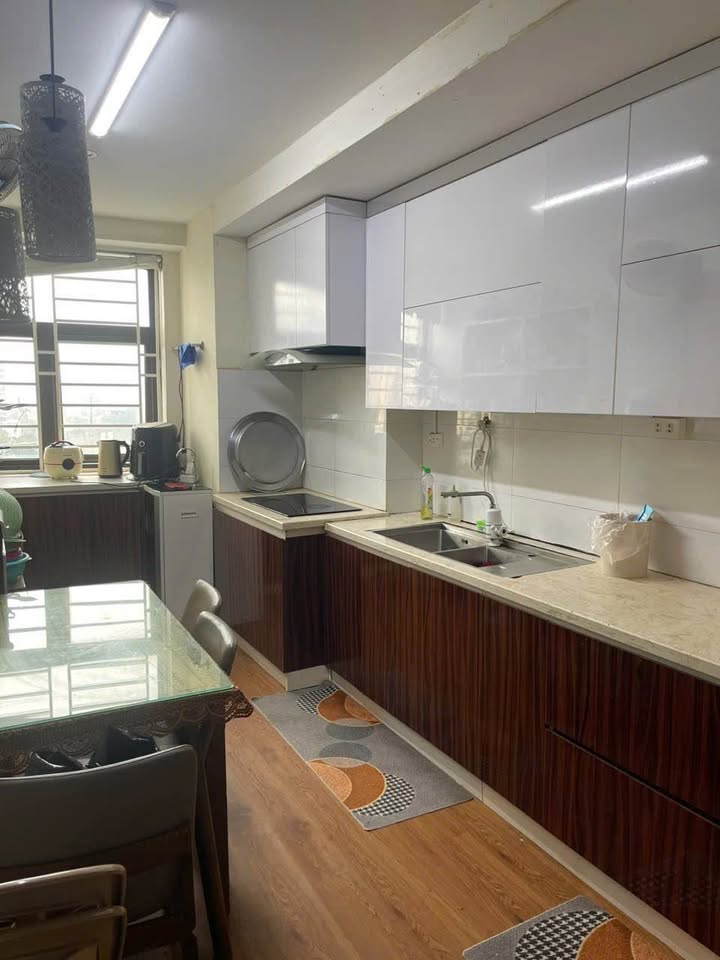 Chung cư Trung Đức Vinh 89m² giá 3.9 tỷ - Full nội thất, ban công Nam!