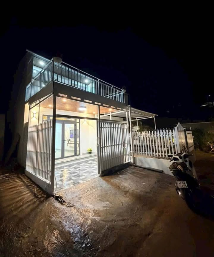 Nhà bán đường Công Chúa Ngọc Hân Đà Lạt 56m² giá 1.92 tỷ - Nhà mới, view thoáng mát!