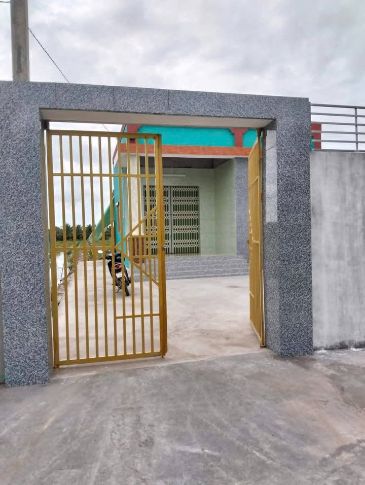 Đất vườn dừa 4070m² xã Bình Thành, Giồng Trôm - Giá chỉ 2.2 tỷ!