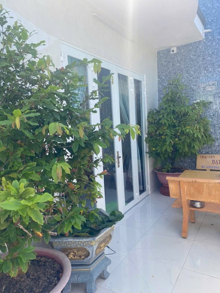 Nhà đẹp 138m² tại Long Chánh, Gò Công - Giá 1.3 tỷ, đầy đủ nội thất!