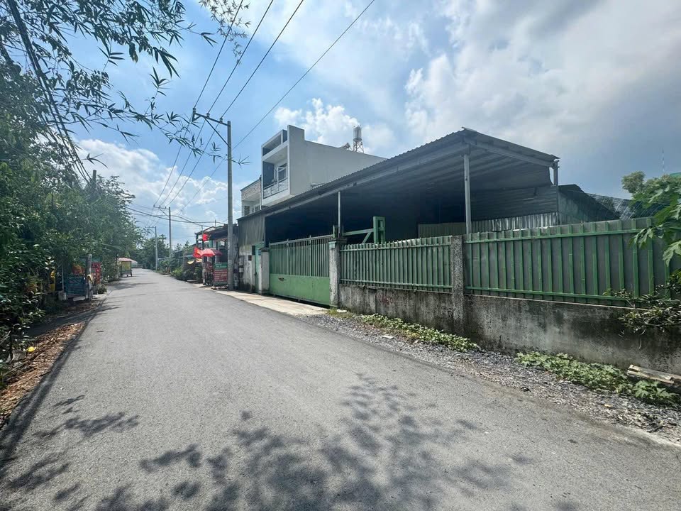 Kho mini Trần Văn Giàu 606m² giá 13 tỷ - Sẵn sàng vào sử dụng!