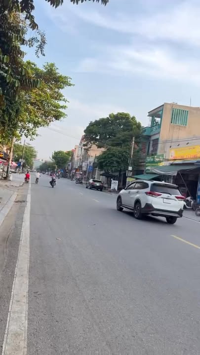 Đất nền mặt đường Quốc lộ 45, Vĩnh Lộc, 7.8m² giá chỉ 5 tỷ - Cơ hội đầu tư tuyệt vời!