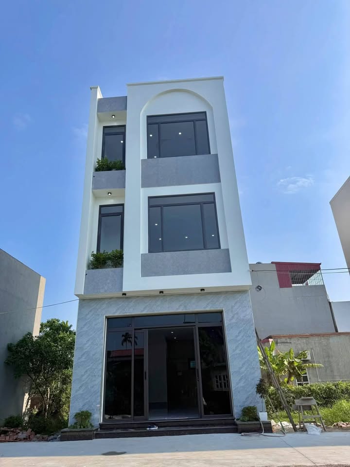 Nhà 3 tầng độc lập tại đường Hải Thành 2, quận Dương Kinh, 45m², giá 2 tỷ - Sẵn sàng vào ở!