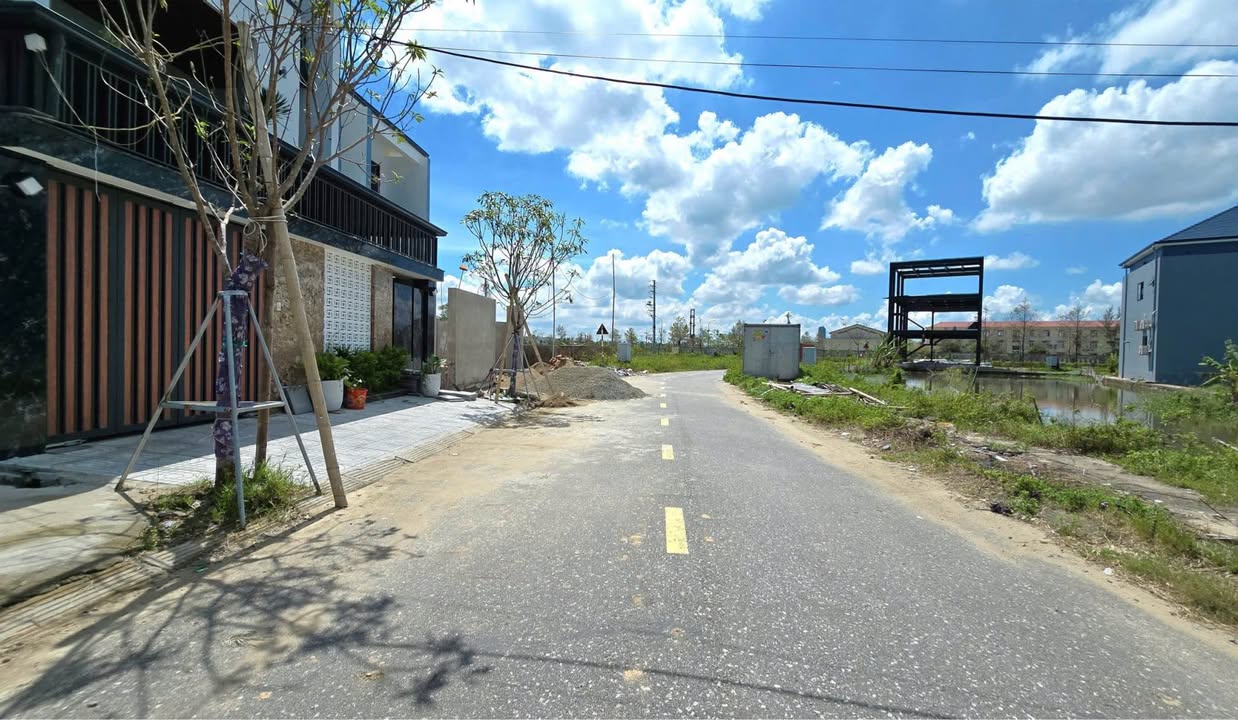 Đất lô góc 2 mặt tiền QH Cọc Lim, Trần Phú, 165.6m² - Cơ hội đầu tư tuyệt vời!