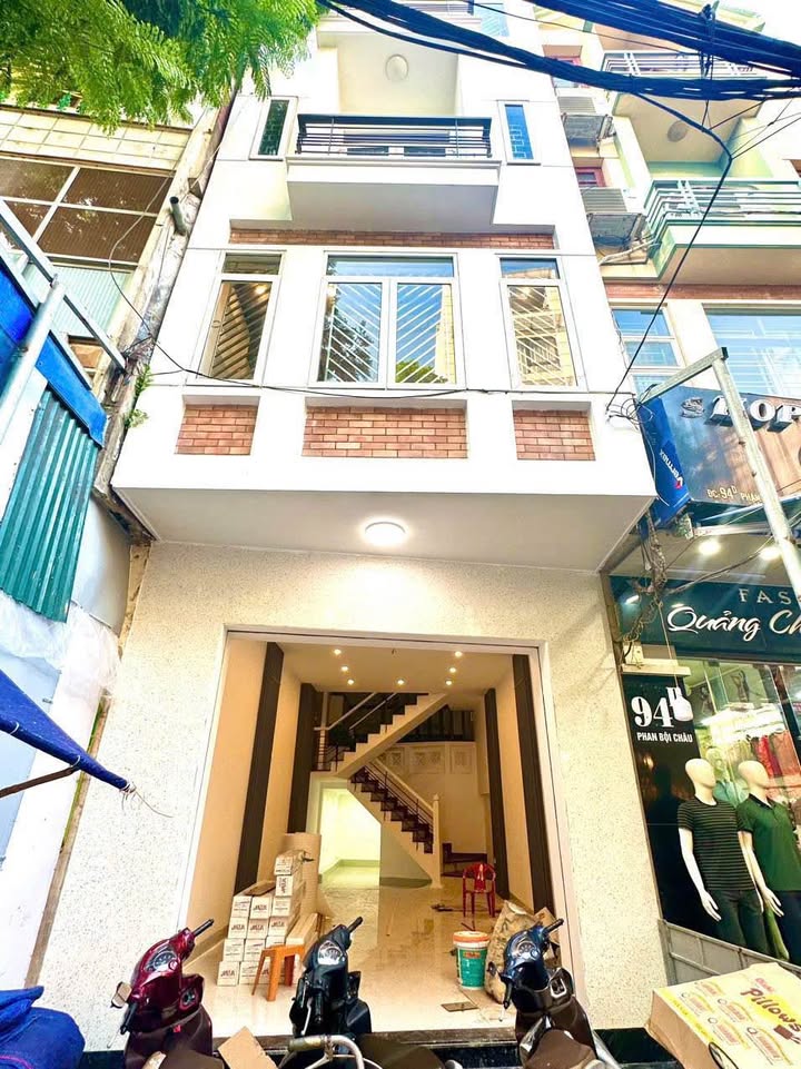 Nhà mặt đường Phan Bội Châu, Hồng Bàng, Hải Phòng 94m² giá 14.5 tỷ - Đầu tư sinh lời tốt!