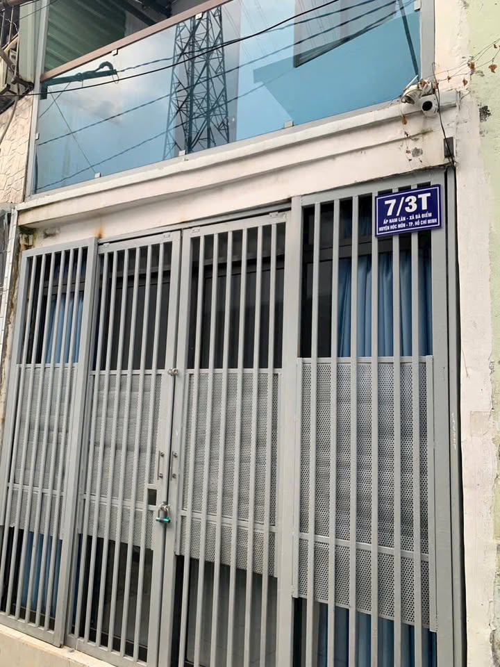 Nhà bán Hóc Môn 19m² giá 1 tỷ - Hẻm xe tải, cách Phan Văn Hớn 30m!