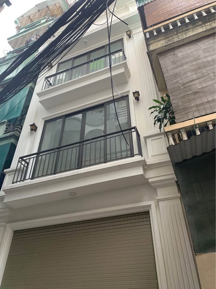 Nhà phố Xuân Thủy, Cầu Giấy 47m² giá 15 tỷ - Vị trí cực đẹp, giao dịch ngay!