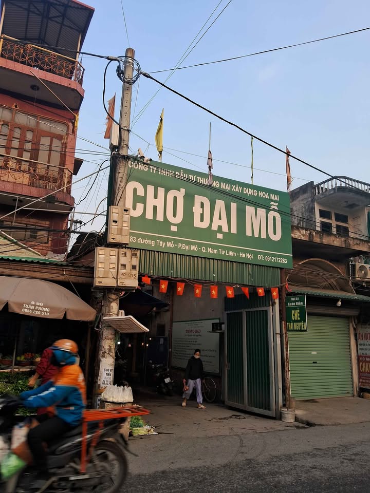 Nhà góc Đại Mỗ 45m² giá 7.8 tỷ - Ô tô đỗ cửa ngay chợ!