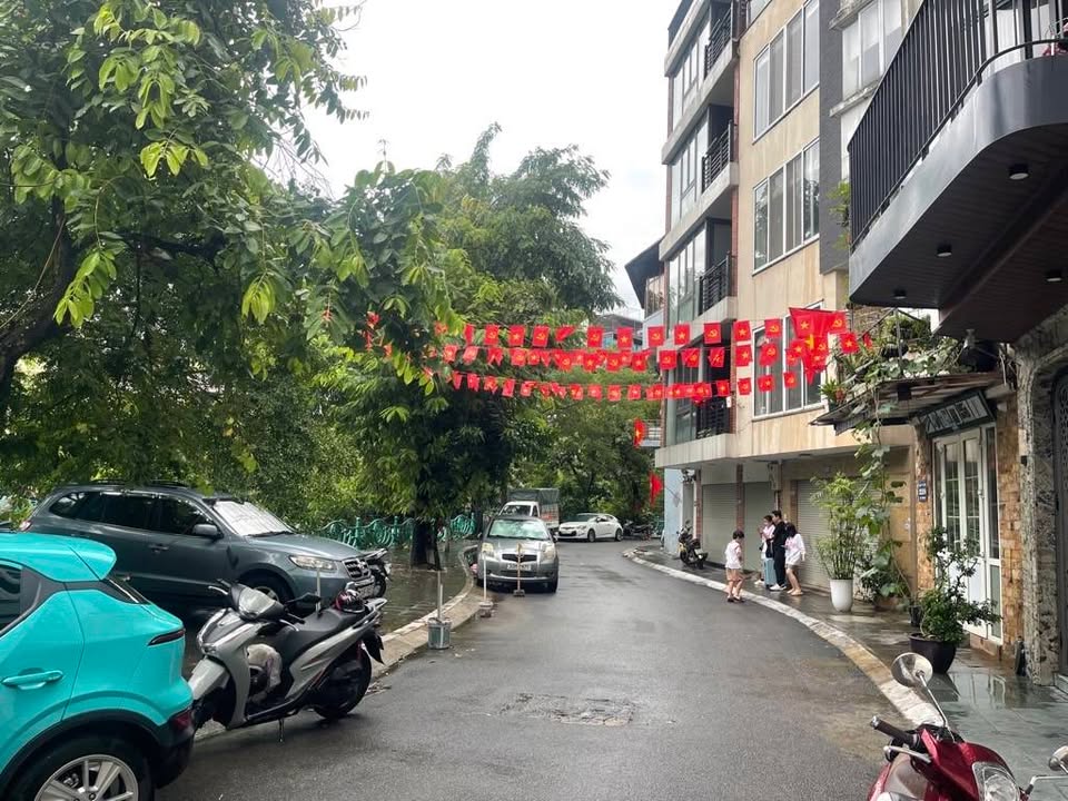 Căn hộ Vũ Miên Tây Hồ 120m² giá 38 tỷ - View hồ thoáng vĩnh viễn!