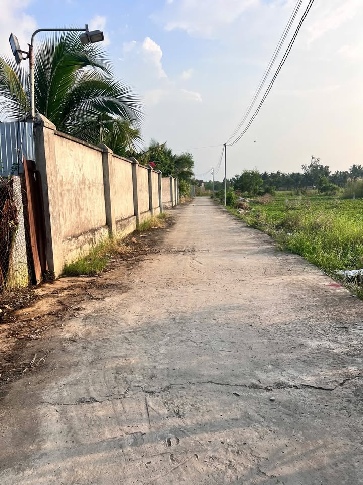 Đất nền liền kề khu phố 4, phường Vĩnh Lợi, Rạch Giá 304m² - Giá chỉ 850 triệu!