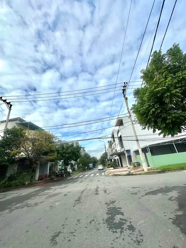 Đất mặt tiền Kiều Oánh Mậu, Đà Nẵng 80m² giá 4.X tỷ - Cơ hội đầu tư tuyệt vời!