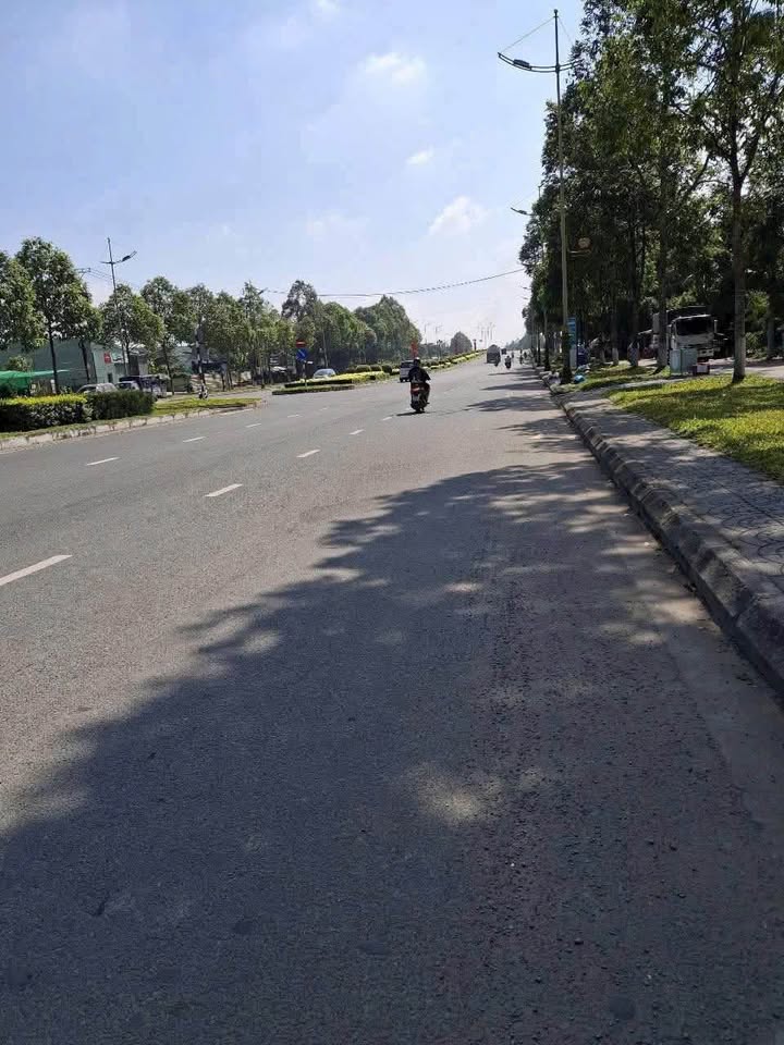 Nhà cấp 4 gần đường Võ Văn Kiệt, Long Hòa, 150m² - Sổ hồng chính chủ, giá tốt!