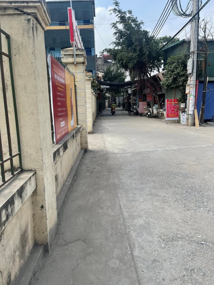 Nhà phố Cầu Diễn 55m² giá 11 tỷ - Mặt tiền 4m, ô tô tránh nhau!