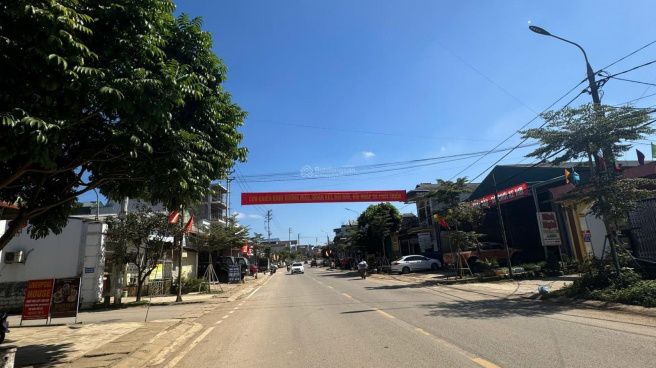 Nhà mặt đường QL43 Mộc Châu 119m² giá 3 tỷ - Đầu tư sinh lời ngay!