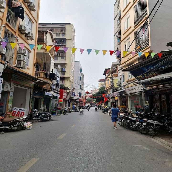 Đất nền phố Cửu Việt, Trâu Quỳ, Gia Lâm 60m² - Sổ đỏ chính chủ, thuận tiện kinh doanh!