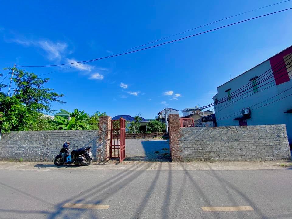 Đất cho thuê 2 mặt tiền Đường Đá, Phú Xuyên 330m² - Không gian thoáng mát, thuận tiện giao thông!