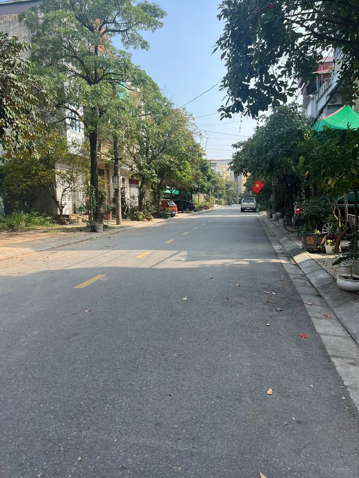 Đất nền Lê Hồng Phong, Phủ Lý 57m² giá 2.5 tỷ - Đường thông các ngả