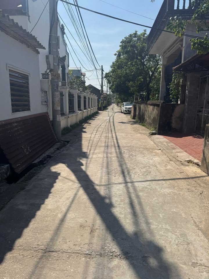 Đất nền Quang Lãng, Phú Xuyên, 180m² giá 1 tỷ - Mặt tiền kinh doanh thuận lợi!