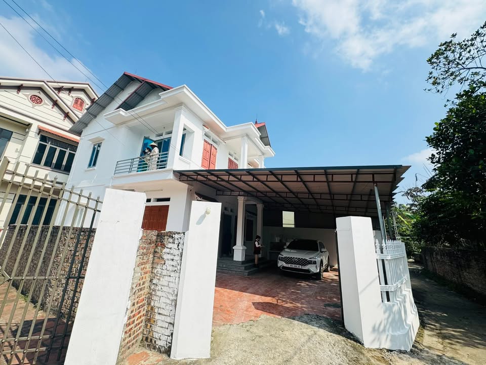 Biệt thự Thái Sơn Hiệp Hoà 200m² giá 1 tỷ - Nhà mới đầy đủ tiện nghi!