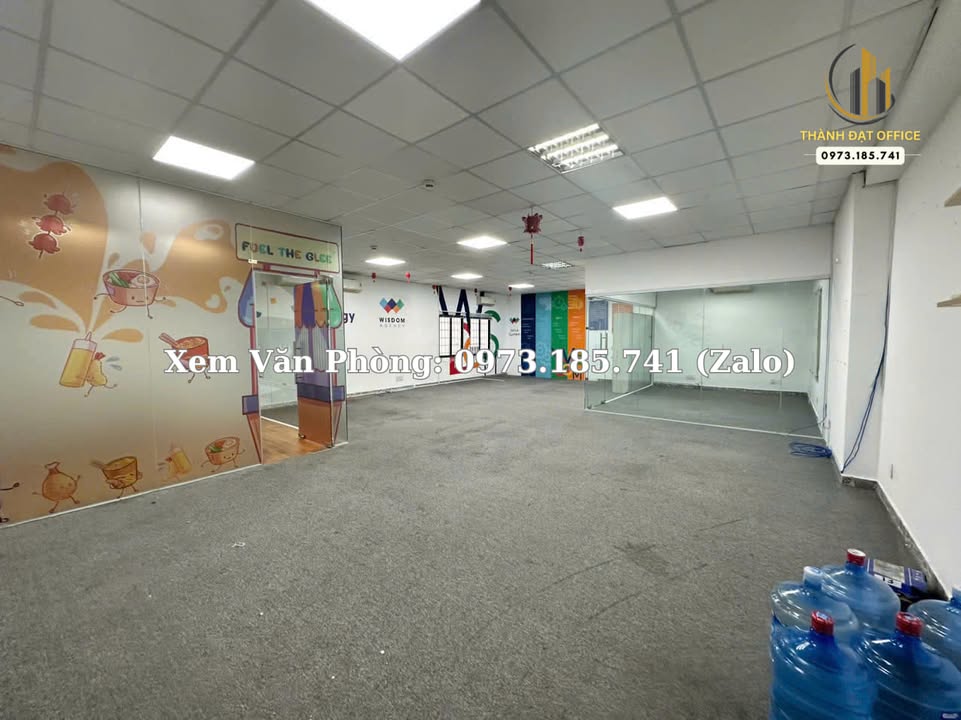 Văn phòng cho thuê tại đường Cách Mạng Tháng Tám, Quận 1 - Diện tích 95m², Giá chỉ từ 20 triệu/tháng!