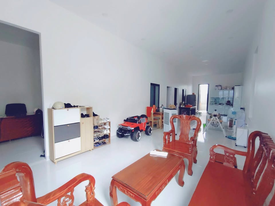 Nhà riêng mặt tiền Bưng Ông Thoàn, Q9, 727m² giá 51 tỷ - Thiết kế hiện đại, kinh doanh thuận lợi!