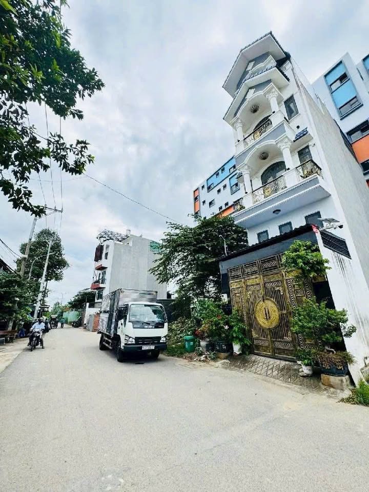 Đất nền Trường Thọ Thủ Đức 82.8m² giá 7 tỷ - Vị trí trung tâm, tiện ích đầy đủ!