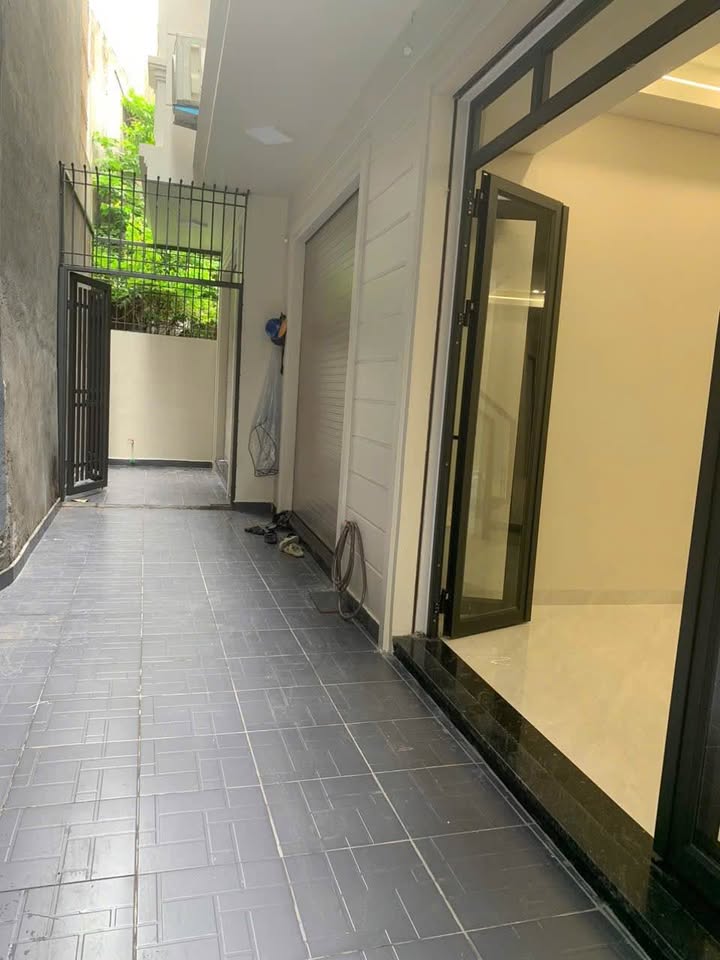 Nhà mới xây tại ngõ 339 Miếu Hai Xã 40m² giá 3.62 tỷ - Ô tô đỗ sát nhà!