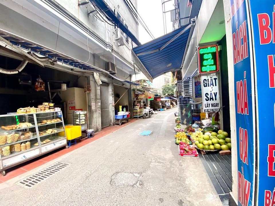 Nhà mặt ngõ chợ Mỹ Đình 50m² giá 19 tỷ - Đầu tư sinh lời ngay!