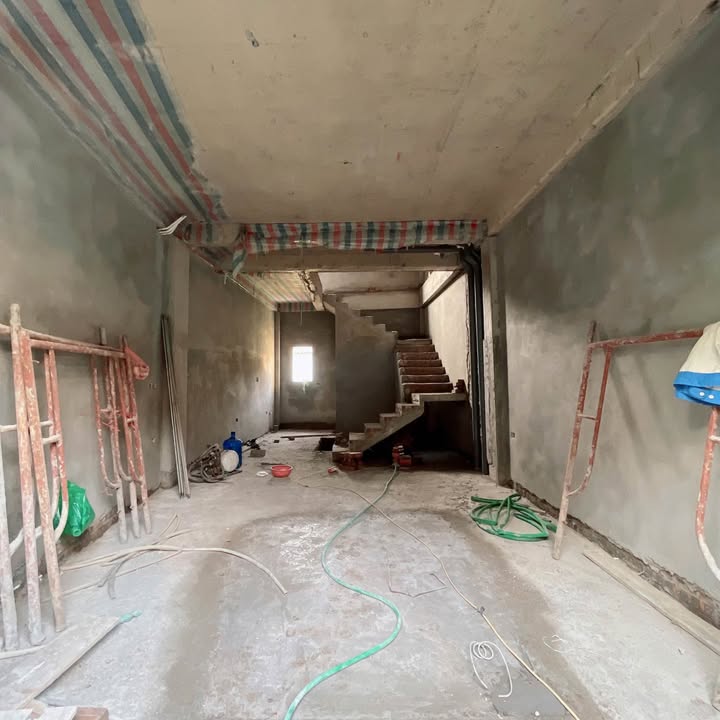 Nhà 5.5 tầng Đông Dư - Gia Lâm 35m² giá 6 tỷ - Full nội thất, sẵn sàng ở ngay!