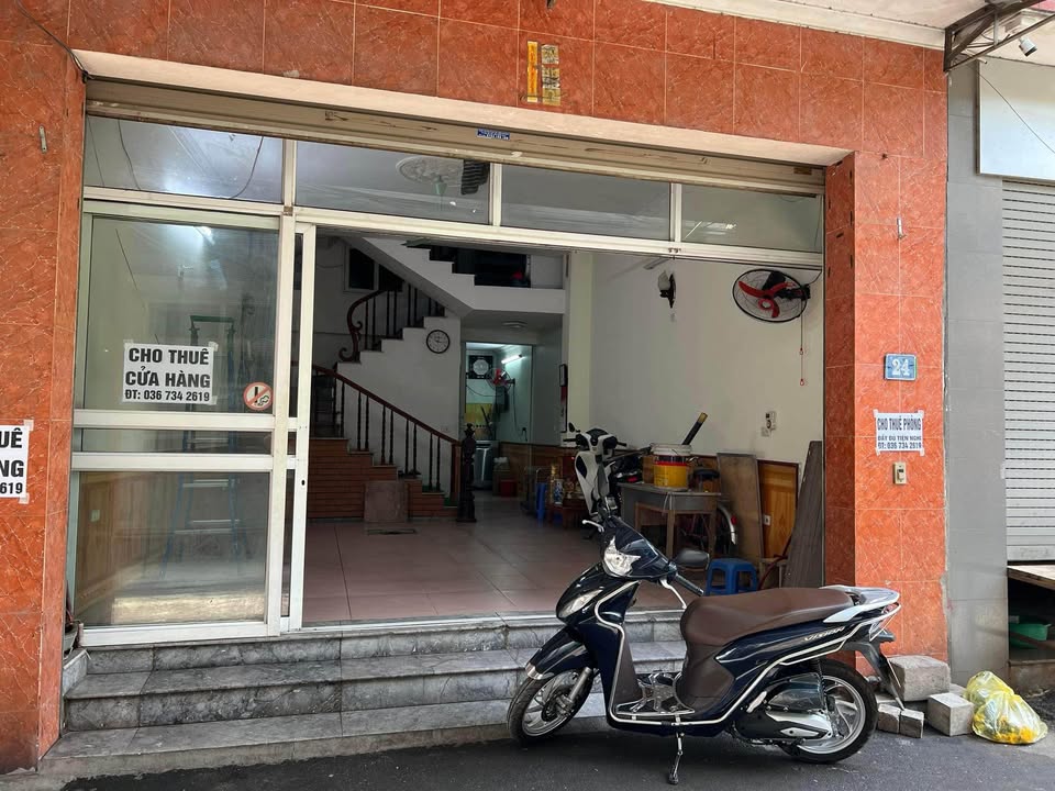 Cửa hàng cho thuê tại Cầu Diễn, Bắc Từ Liêm 5 triệu - Khu vực sầm uất, đông sinh viên!