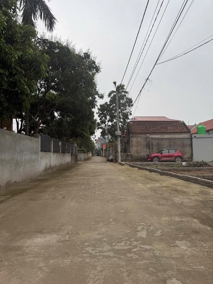 Đất nền lô góc Quang Lãng, Phú Xuyên 80m² - Đường ô tô tránh, giá thỏa thuận!