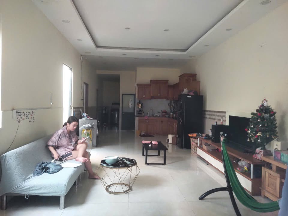 Nhà góc 2 mặt tiền Thới Tam Thôn, Hóc Môn 115m² giá 5.5 tỷ - Pháp lý rõ ràng, hỗ trợ vay ngân hàng!