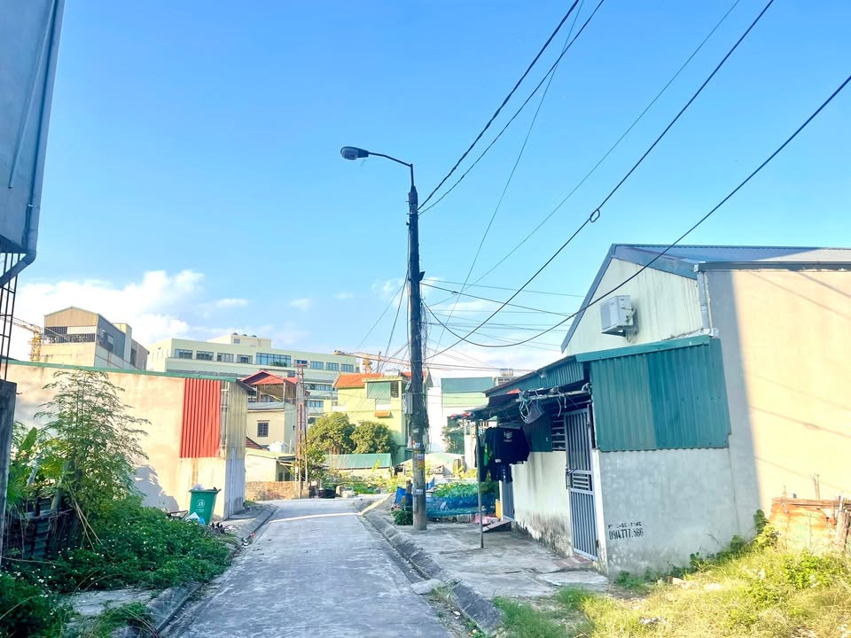 Đất nền KTX gia đình quân nhân Cái Lân 75m² giá 2 tỷ - Vị trí đắc địa chỉ 300m Aeon Mall!