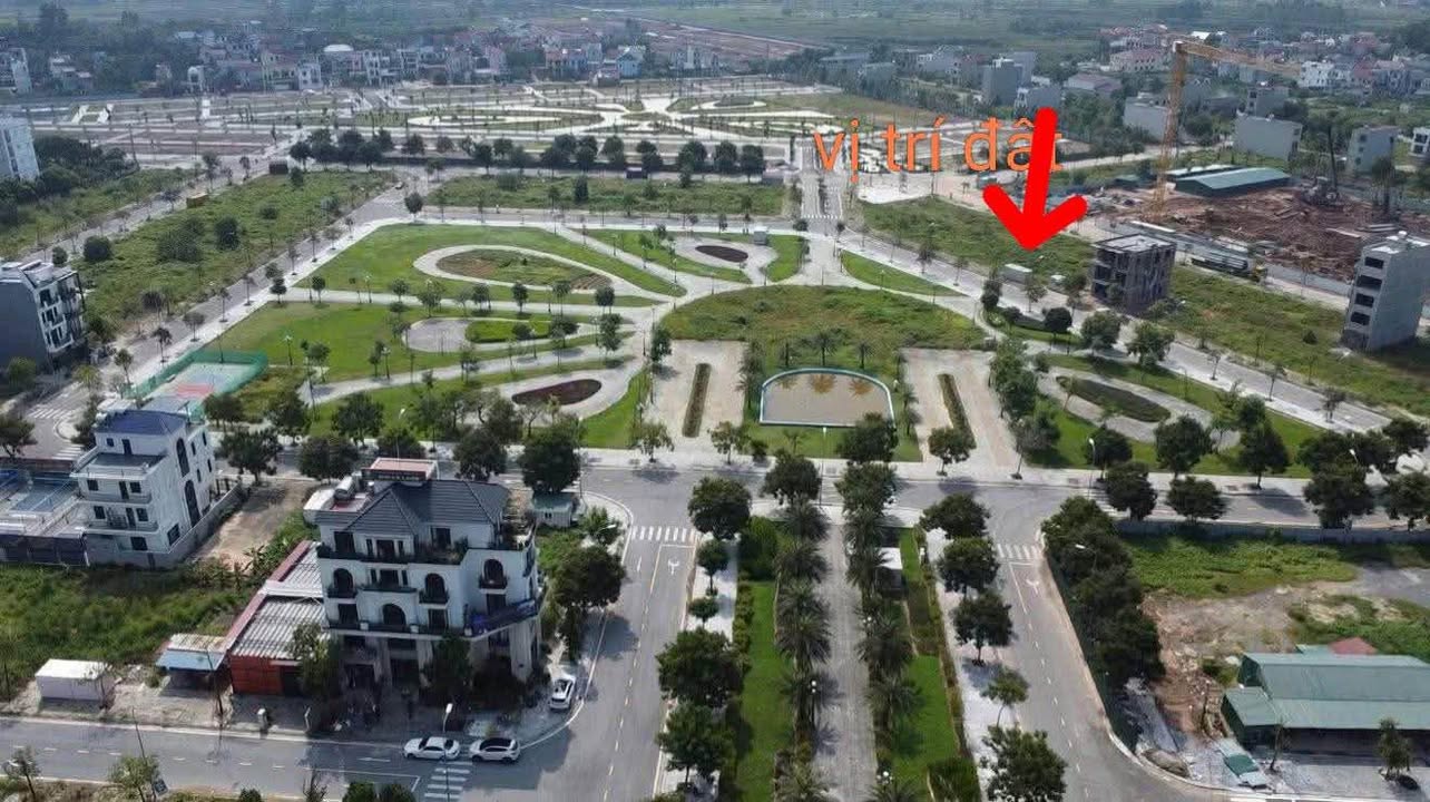 Biệt thự khu đô thị Dĩnh Trì 180m² giá 8.1 tỷ - Cơ hội đầu tư tuyệt vời!