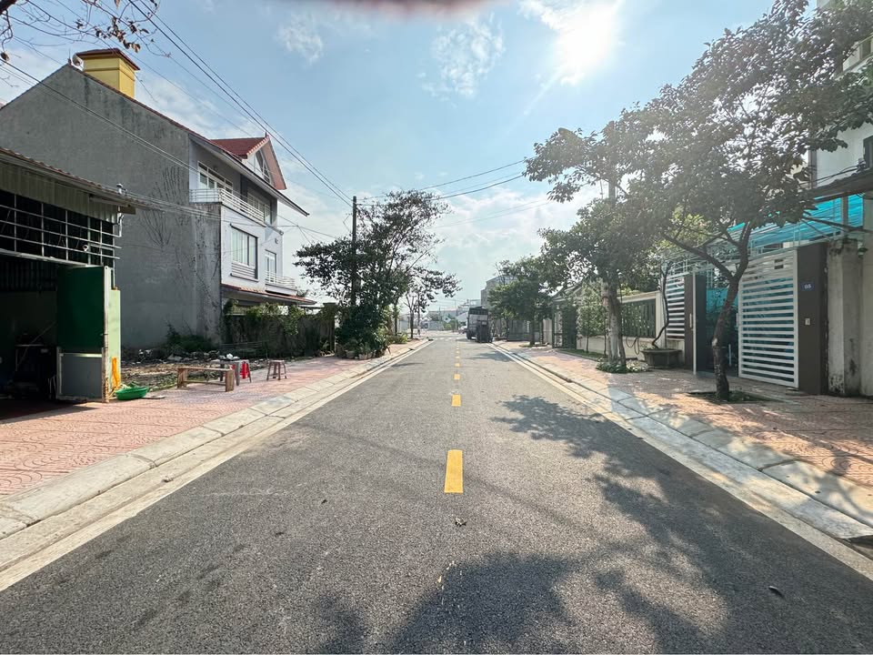 Chung cư Lương Quán, Nam Sơn 97.5m² giá 3 tỷ - Sẵn sàng vào ở!