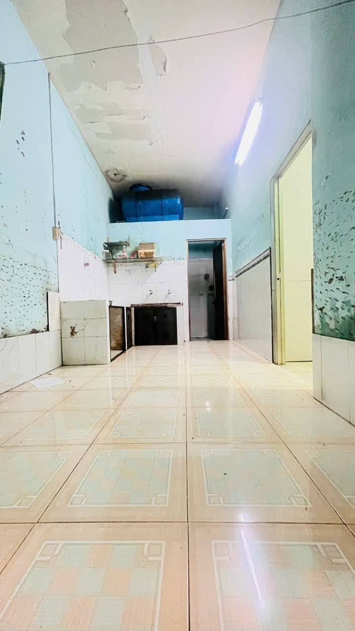 Nhà riêng Xuân Thới Đông 83m² giá 2.25 tỷ - Tiện sửa chữa hoặc xây mới!