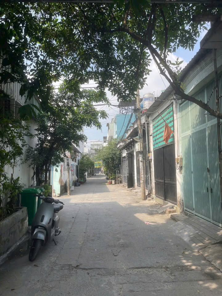 Nhà cấp 4 Hẻm 129 Đường Liên Khu 5-6, Quận Bình Tân 56m² - Sổ hồng riêng, giá tốt!