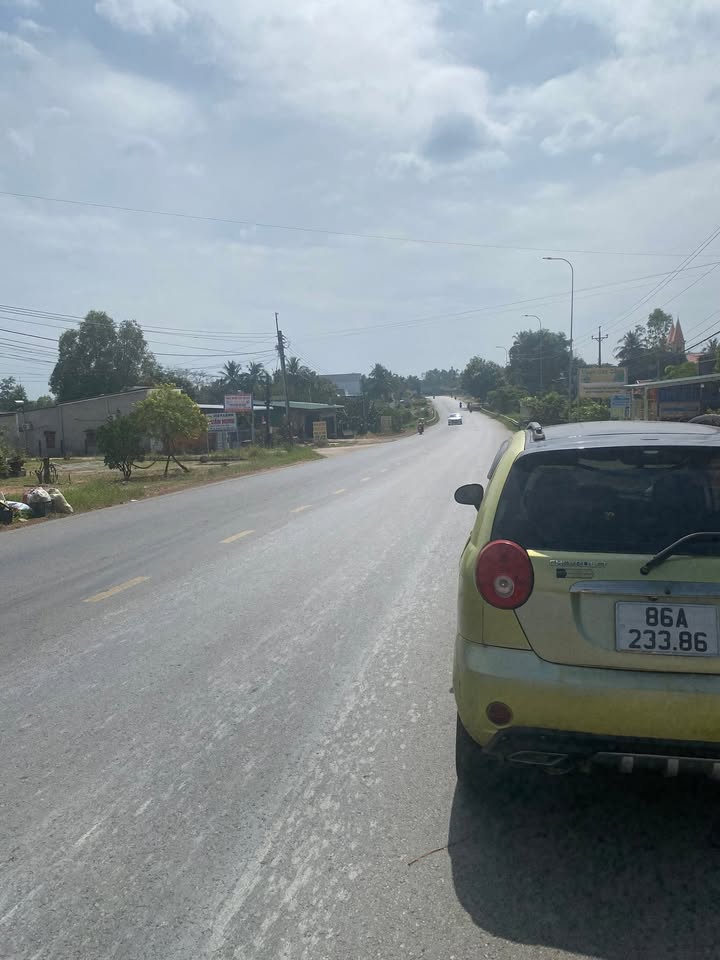 Bán lô đất mặt tiền Quốc lộ 55 Tân Xuân 300m² giá chỉ 200 triệu - Đầu tư sinh lời ngay!