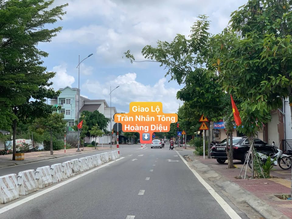 Đất Mặt Tiền Trần Nhân Tông Nha Trang 180m² giá 12.5 tỷ - Đầu tư sinh lời ngay!