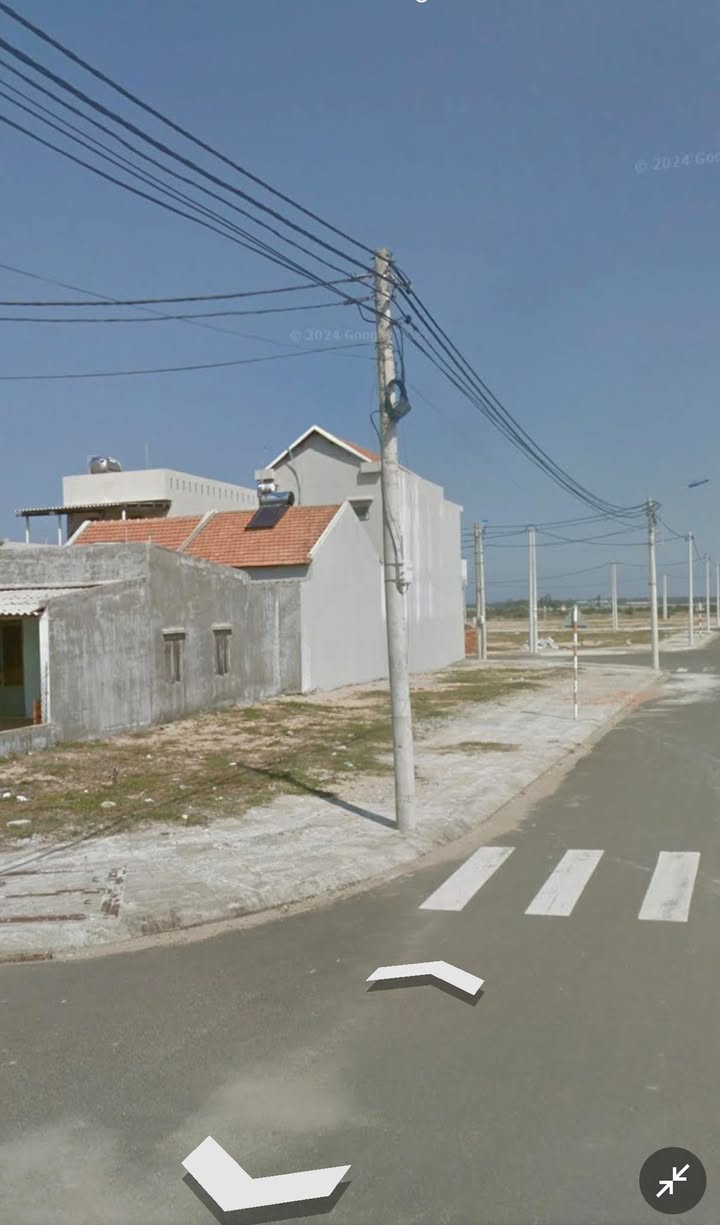 Đất lô góc Tuy Hòa 106m² giá 2.9 tỷ - Vị trí đắc địa gần biển!