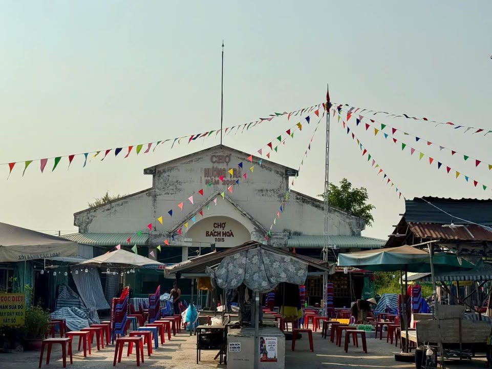 Đất nền KDC Chợ Phương Trà, Cao Lãnh, 76m² - Giá chỉ 900 triệu!